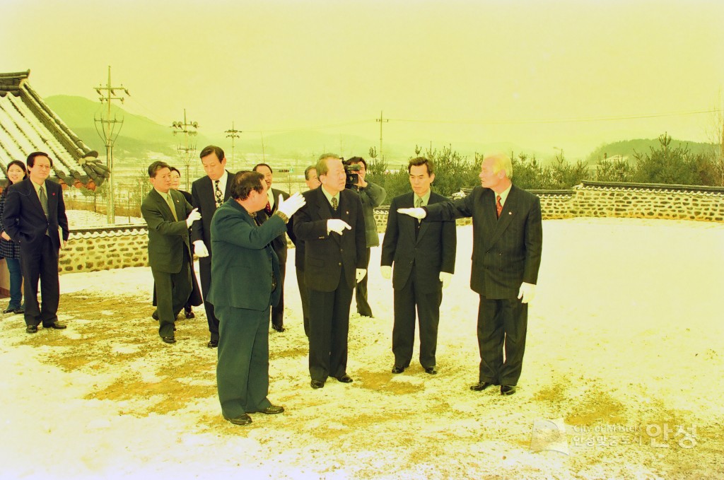 안성객사 현판식