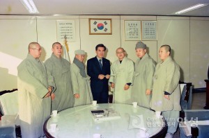 스님분들 시장실 방문