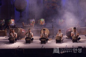 2003년 바우덕이축제 연주