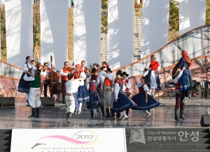 2012 바우덕이축제 세계민속축전 체코 공연