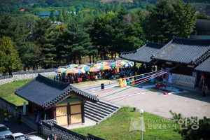 안성객사 전경