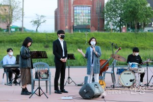 안성천 버스킹 공연