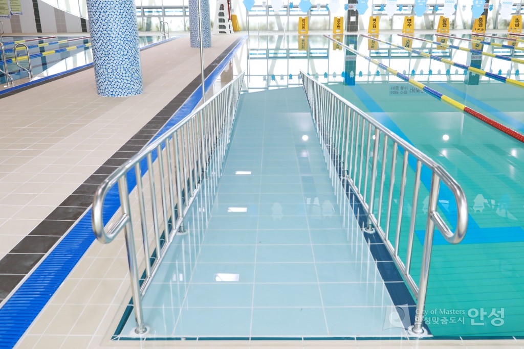 서안성 체육센터 시설