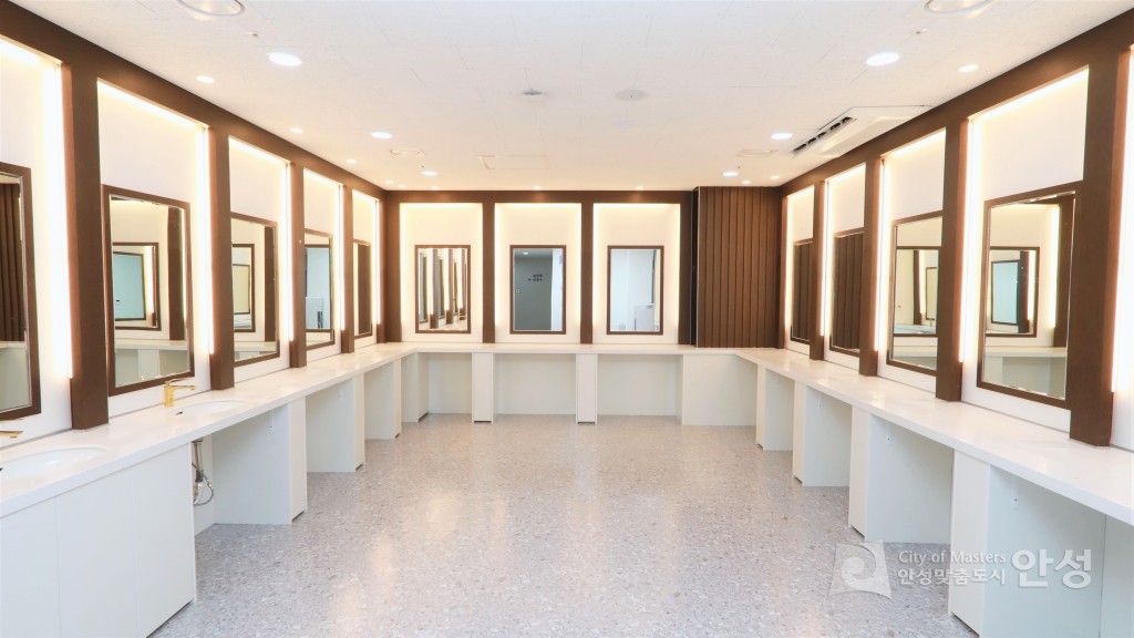 서안성 체육센터 시설