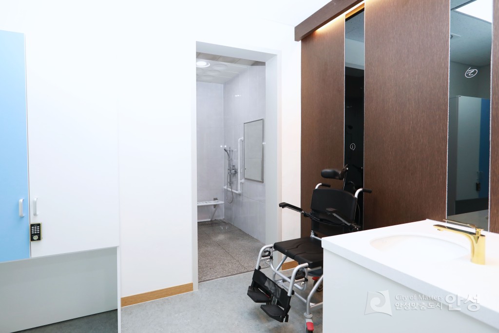 서안성 체육센터 시설