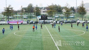 꿈나무축구대회 선수 격려