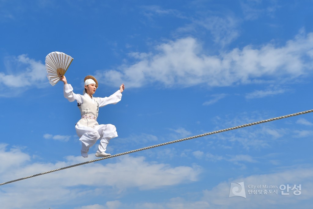 2023 전광판 홍보용 사진