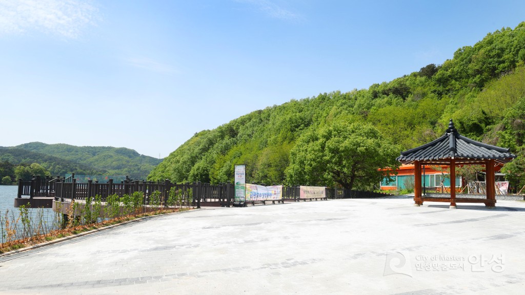 수석정 수변화원