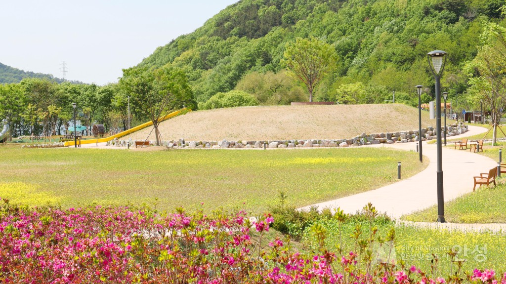 수석정 수변화원