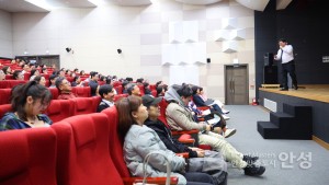 중앙도서관 이은영 건축가 초청 특별강연 이미지