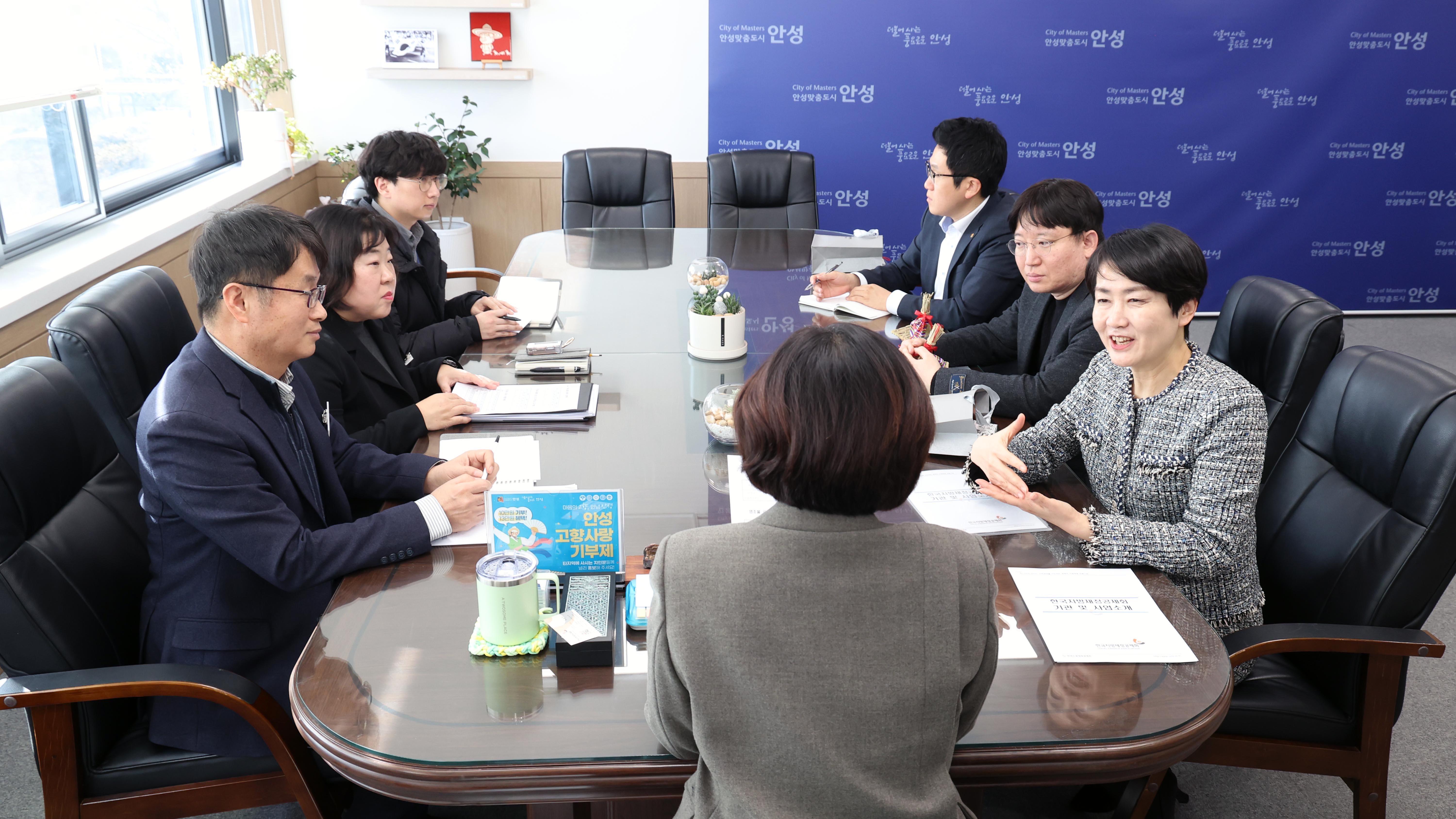 한국지방재정공제회 복구지원금 전달식-03