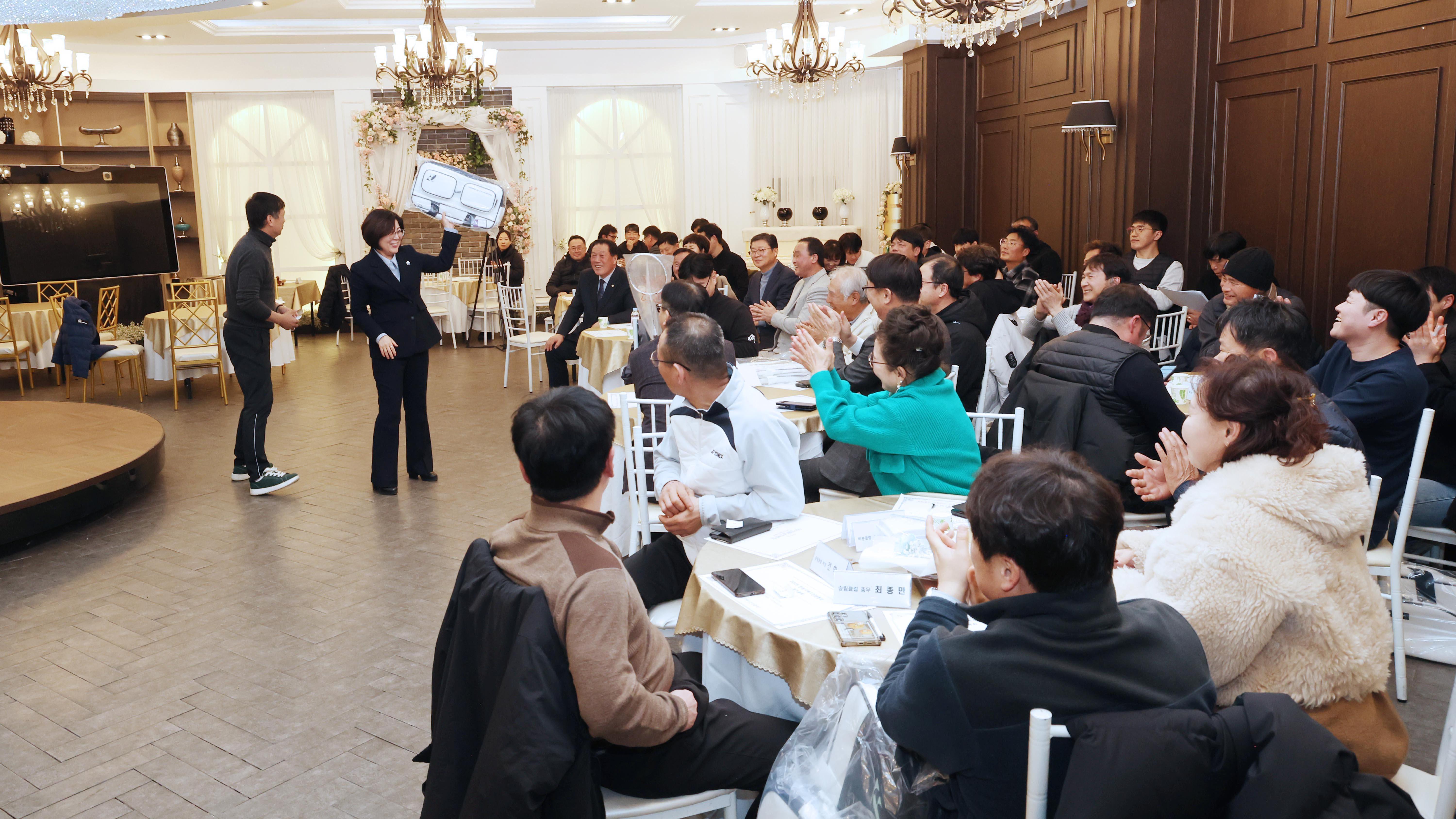 배드민턴협회 정기총회 및 협회장 취임식-07