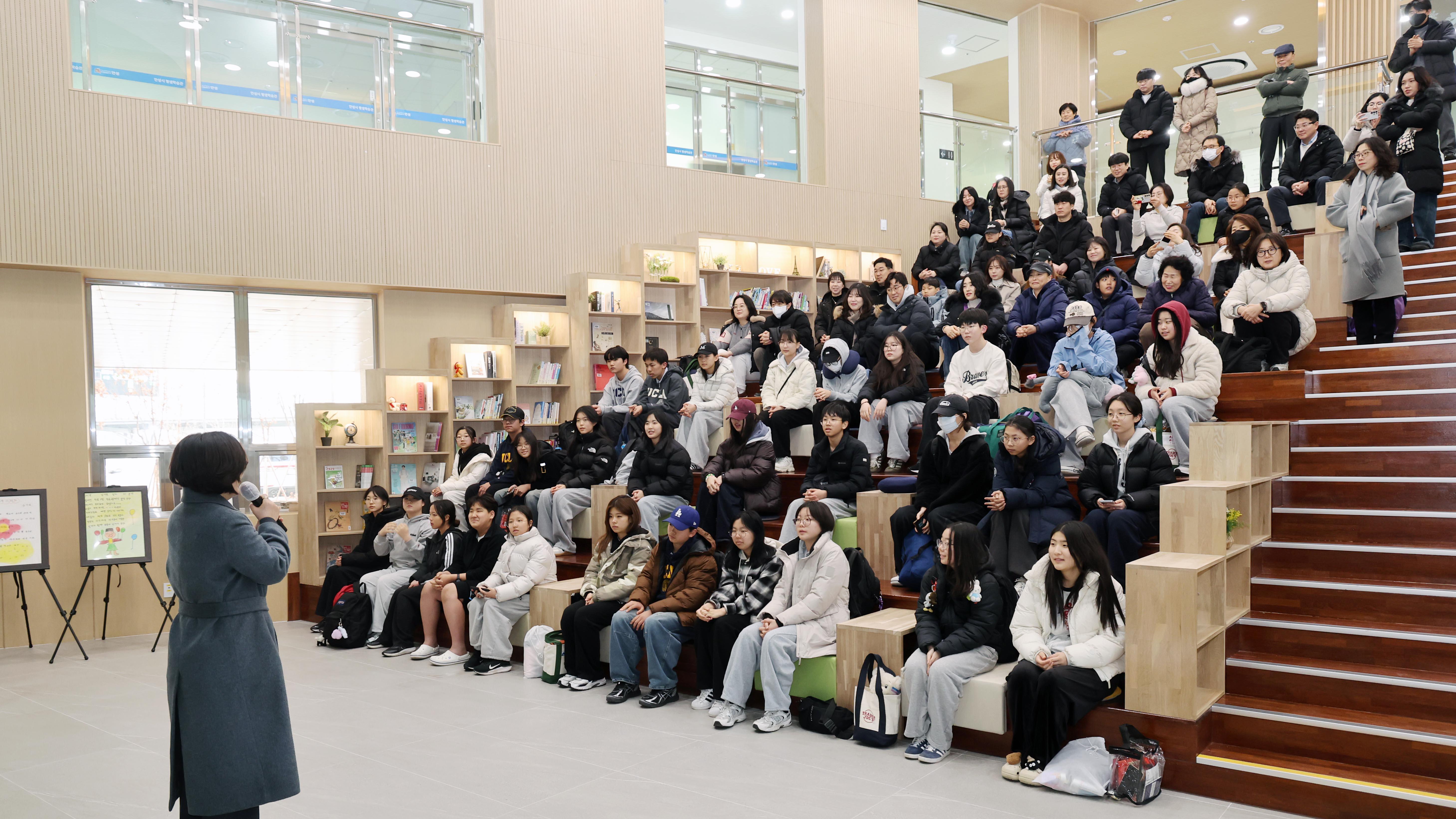 청소년 홈스테이 수료증 수여식-04