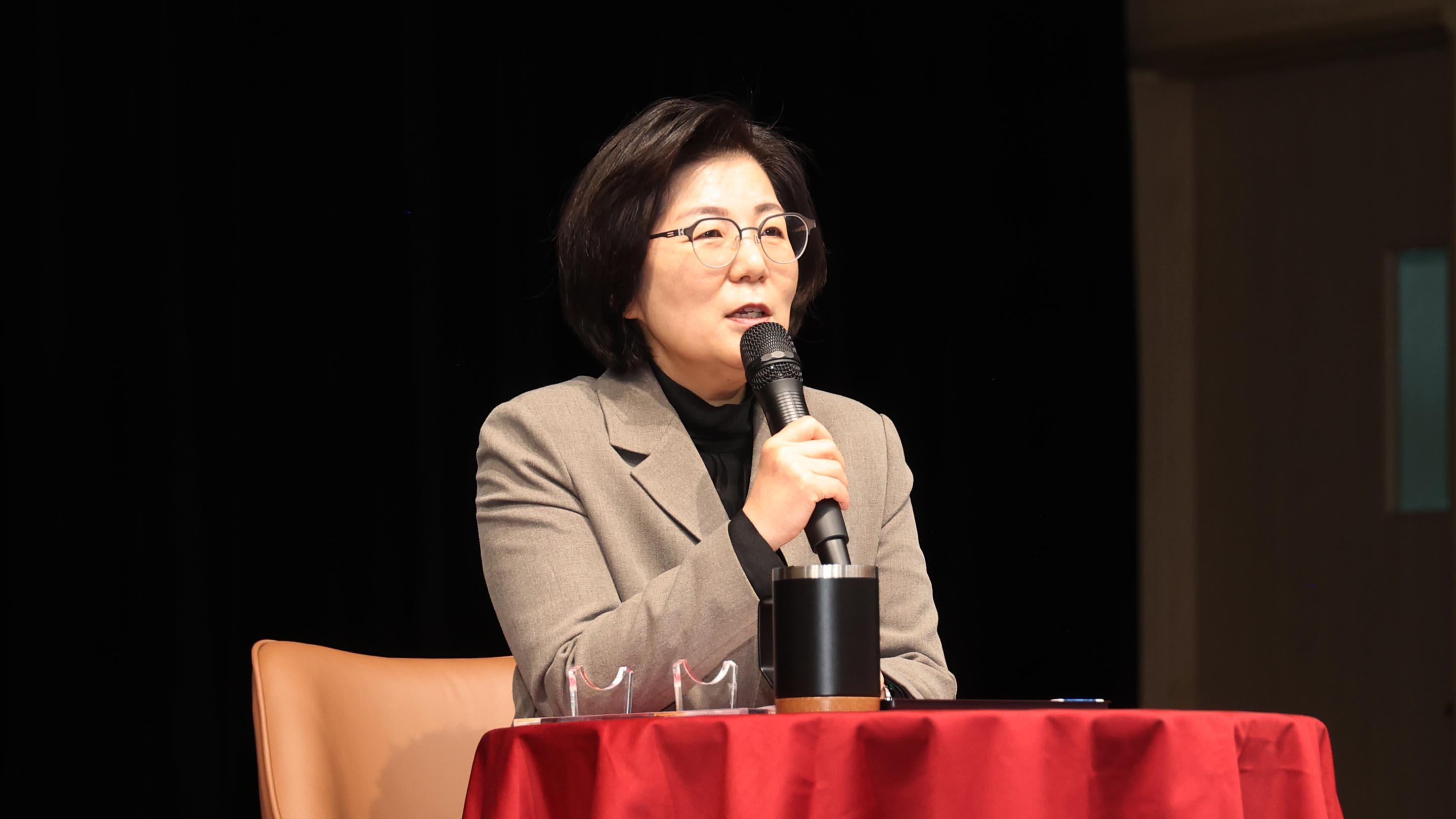 신년 언론브리핑-11