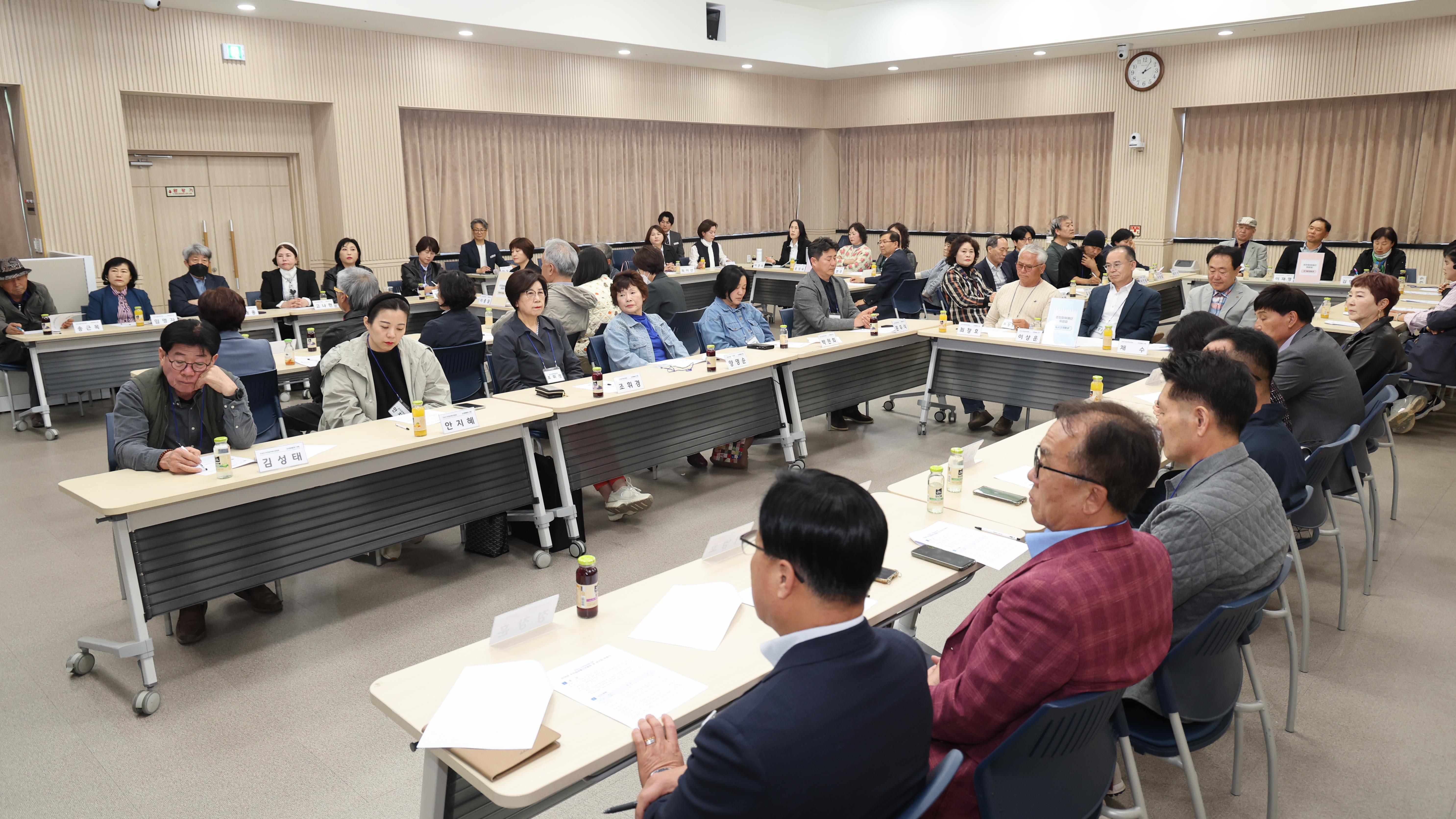 주민참여예산위원회 및 연구회 위촉식-05