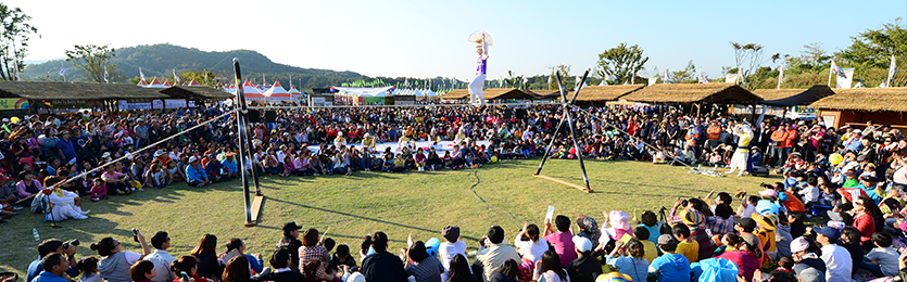 Namsadang Baudeogi Dancing